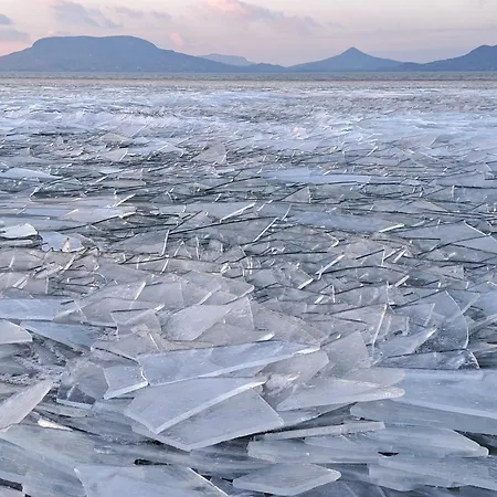 Berek Vendeghaz Lägenhet *