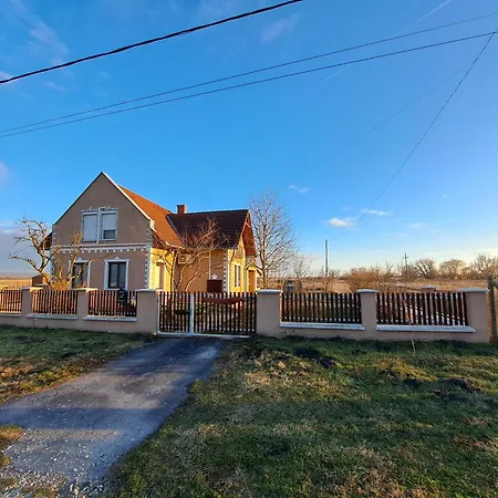 Berek Vendeghaz * Fonyód